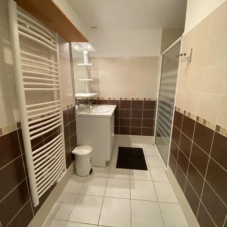 4 Personnes, Rez-de-chaussee, Piscine, A 200 M, Wifi - Fr-1-709-32 شقة