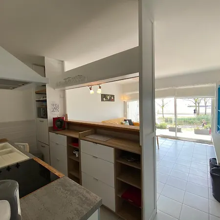 4 Personnes, Rez-de-chaussee, Piscine, A 200 M, Wifi - Fr-1-709-32