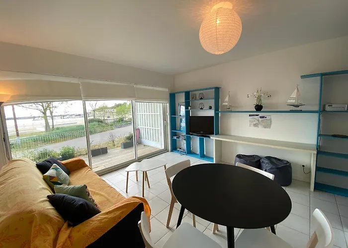 4 Personnes, Rez-de-chaussee, Piscine, A 200 M, Wifi - Fr-1-709-32 شقة *